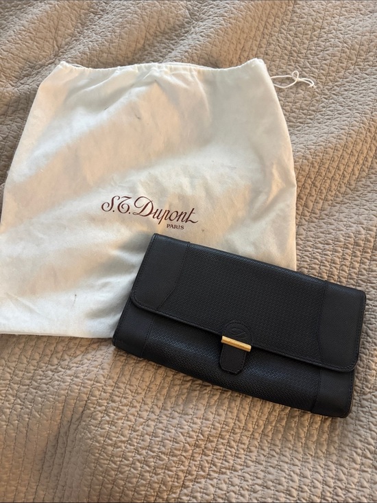 S.T. Dupont Handbags - Vintage S.T. DuPont Paris rare black evening clutch with dust bag